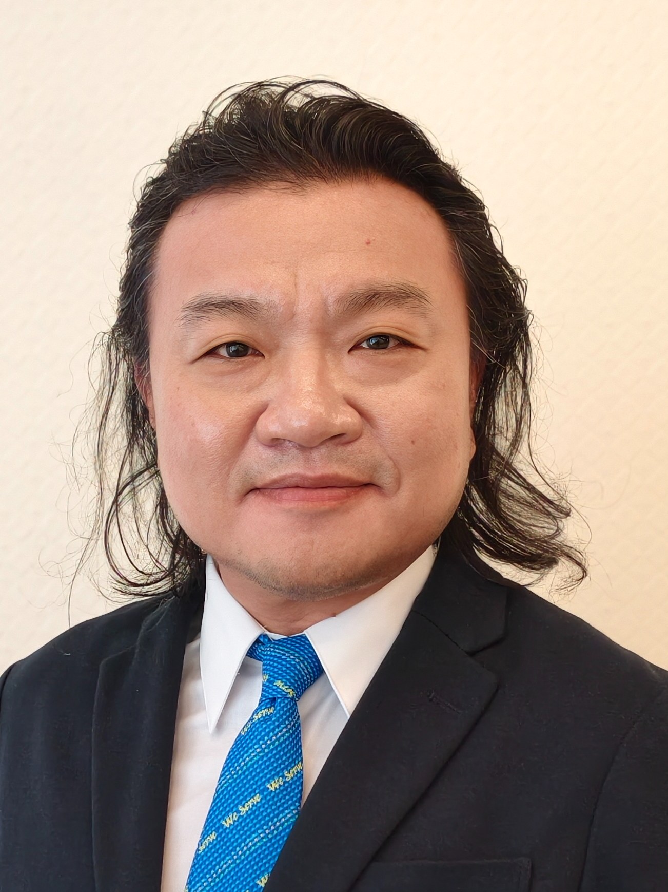 許峰賓