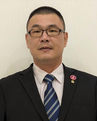林栢群